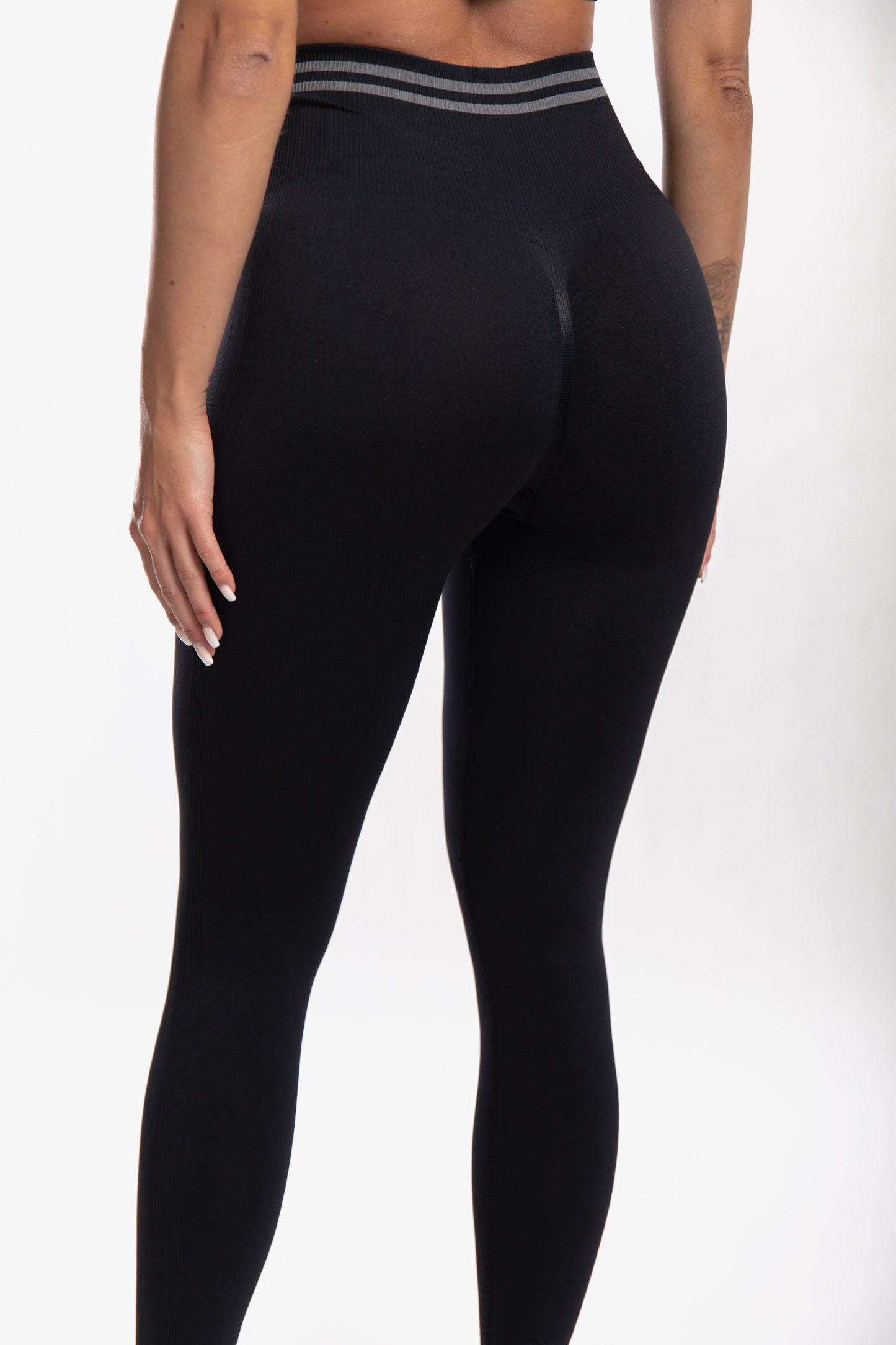 ATHLETIC DISTRICT - Sportleggins Seamless - schwarz
