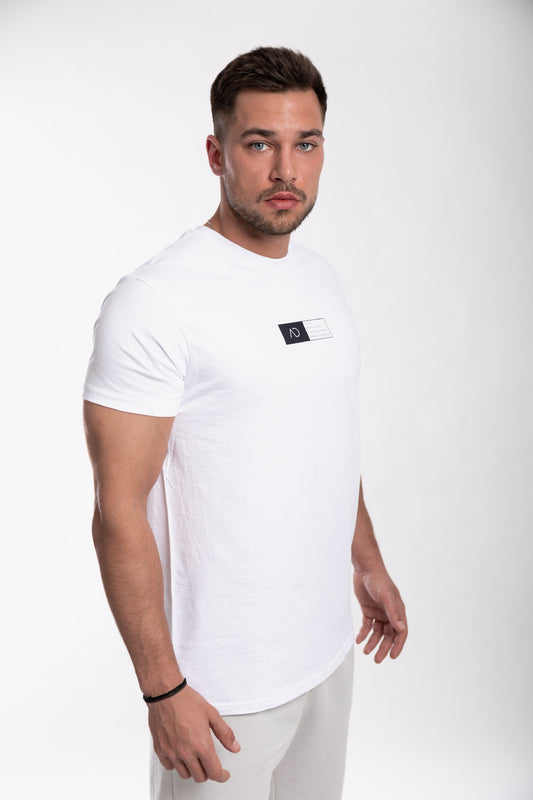 Athletic District - WE GRIND Kollektion - Muskel Fit Premium T-Shirt white black print