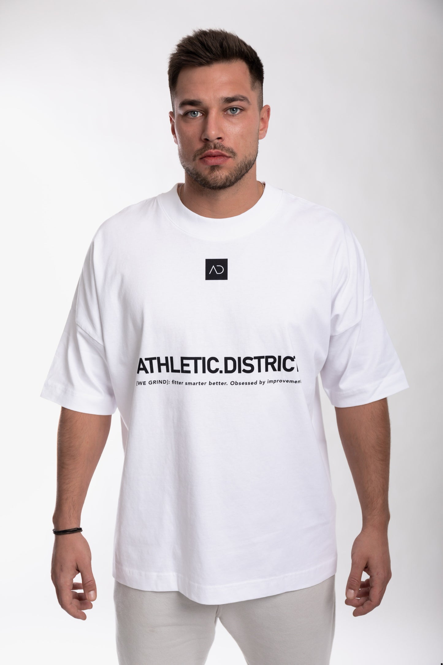 Athletic District - WE GRIND Kollektion - Organic Oversize T-Shirt-white black print