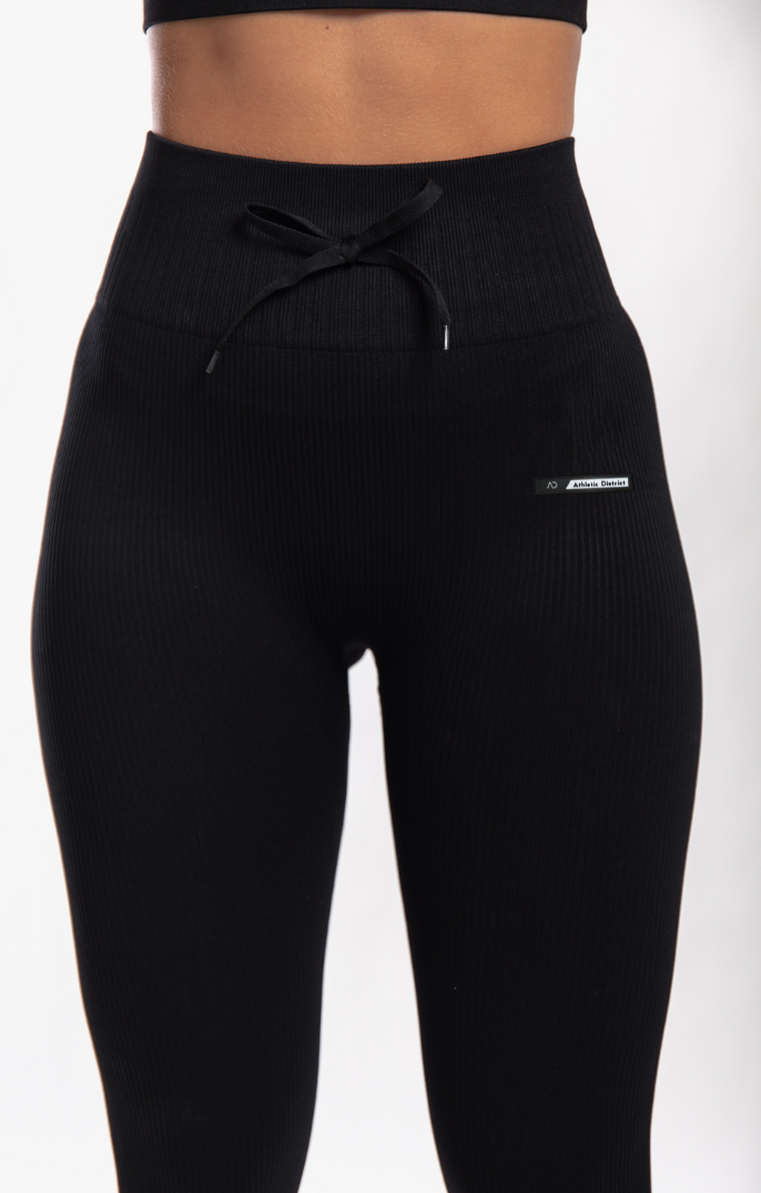 ATHLETIC DISTRICT - bequeme Ripp Sportleggins Seamless- Schwarz