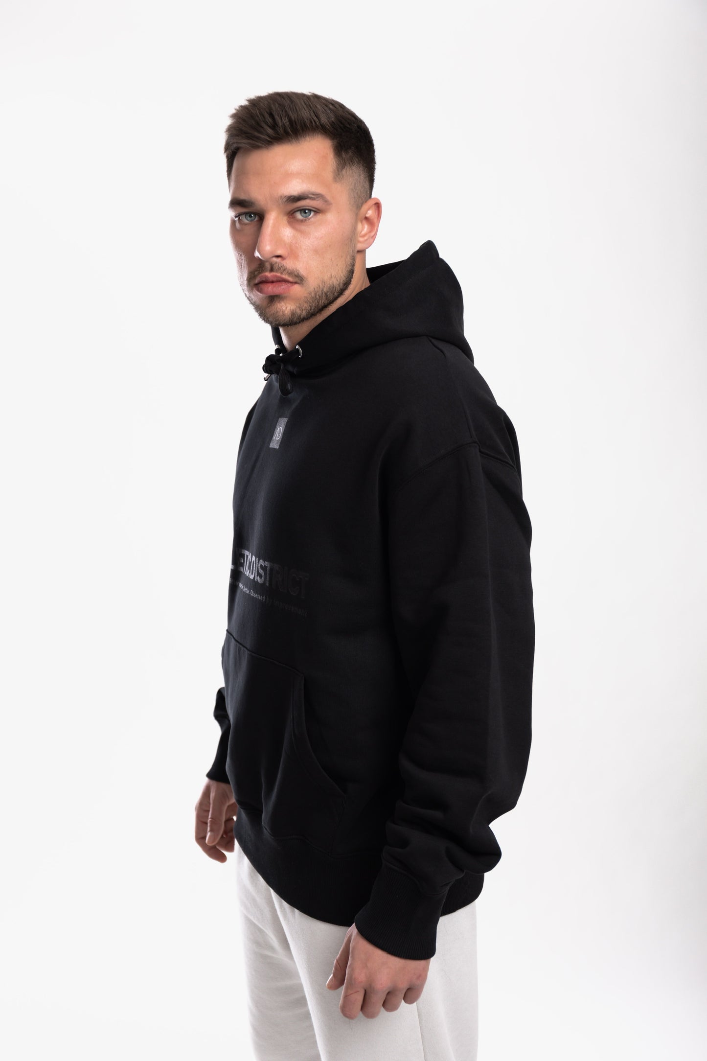Athletic District - WE GRIND Kollektion - Organic Oversized Hoodie - black on black